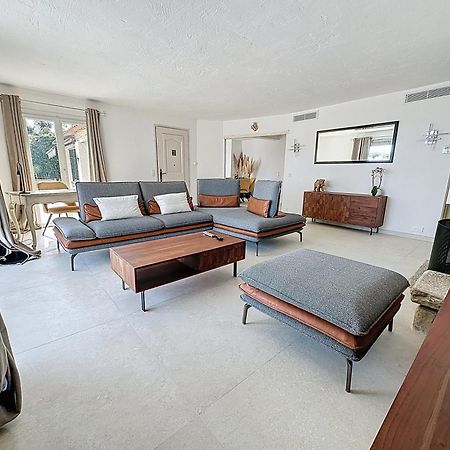 3 Bedrooms Villa near Cannes - Pool&Jacuzzi - Sea View Mandelieu Esterno foto