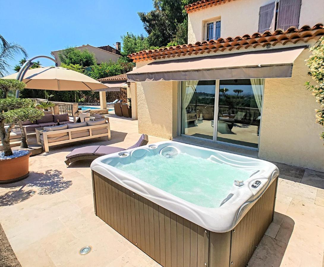 3 Bedrooms Villa near Cannes - Pool&Jacuzzi - Sea View Mandelieu Esterno foto