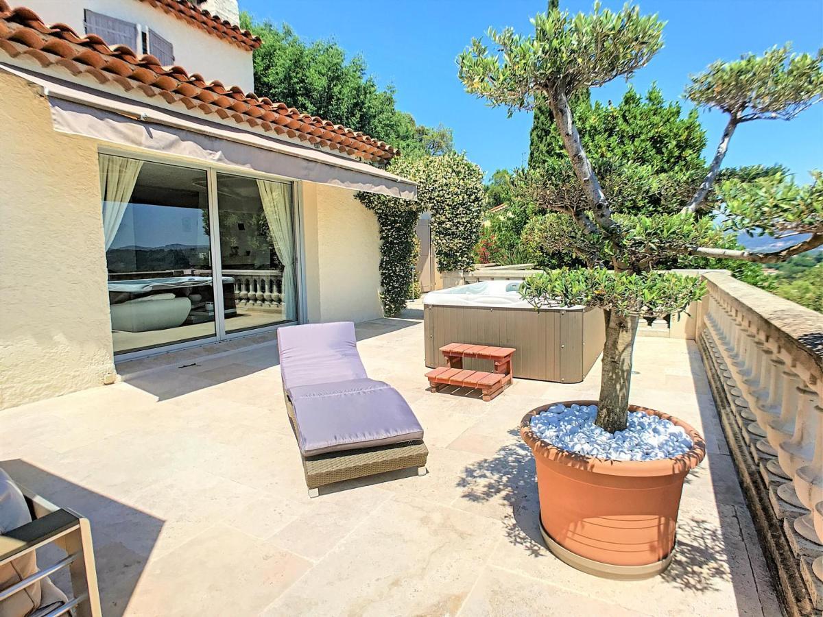 3 Bedrooms Villa near Cannes - Pool&Jacuzzi - Sea View Mandelieu Esterno foto
